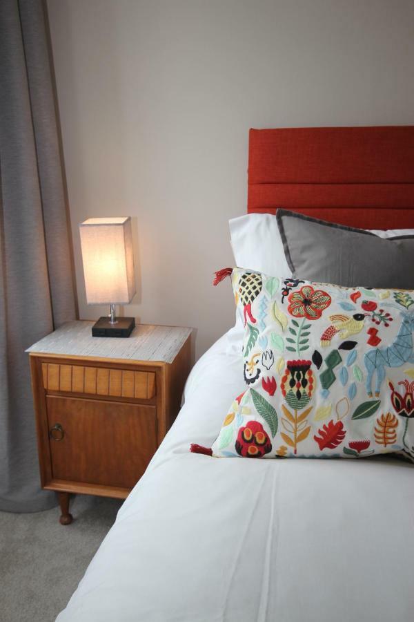 Abbey View Apartment *
